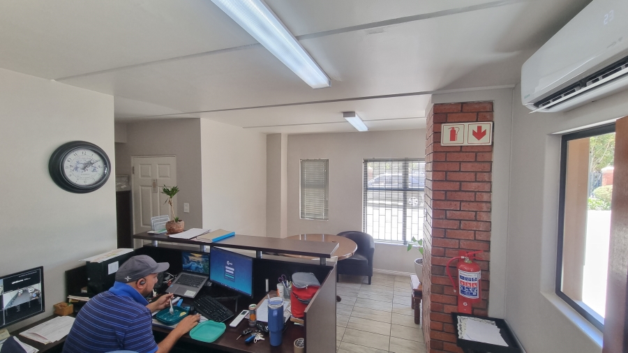 To Let commercial Property for Rent in Rivergate Western Cape